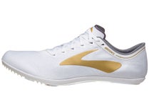 track and field spikes distance