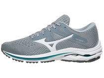 white mizuno running shoes