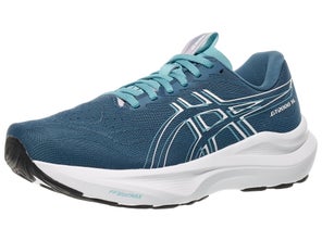 ASICS GT 2000 14 review- left shoe forward at angle