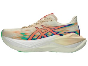 ASICS SUPERBLAST 3 review- right shoe facing left