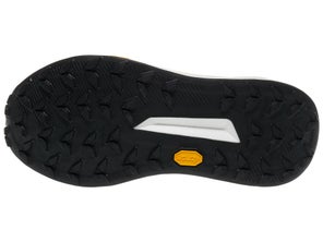 Bottom view of KIPRUN Kipsummit Race, highlighting a Vibram Megagrip outsole