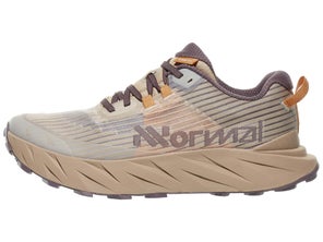 NNormal Cadi in Beige, left shoe facing left