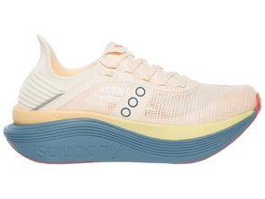 Saucony Endorphin Elite 2 review- left shoe inside view