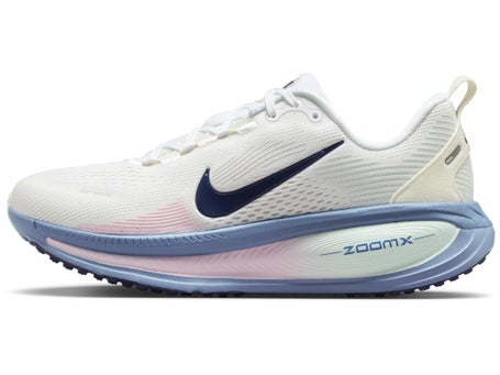 Nike Vomero 18\Womens Shoes\White/Navy/Blue