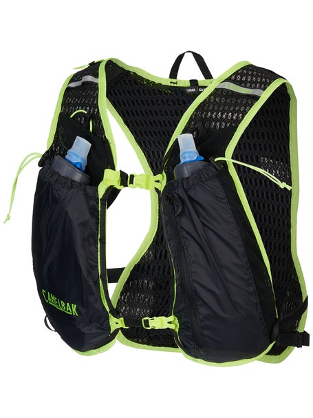 Trail Run™ Vest with Two 17oz Quick Stow™ Flasks