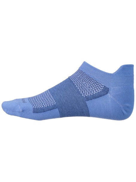 Feetures High Performance Ultra Light No Show Tab Socks