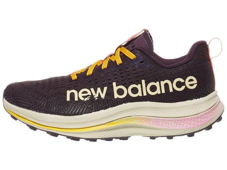 New Balance FuelCell SuperComp Trail\Womens Shoes\Brwn