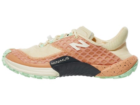 New Balance Minimus Trail\Womens Shoes\DriedOrange
