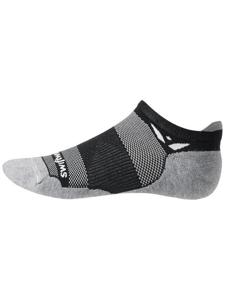 Swiftwick Maxus Zero No Show Tab Socks Black | Running Warehouse