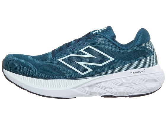 New Balance Fresh Foam X 880 v15 in Green/Jade