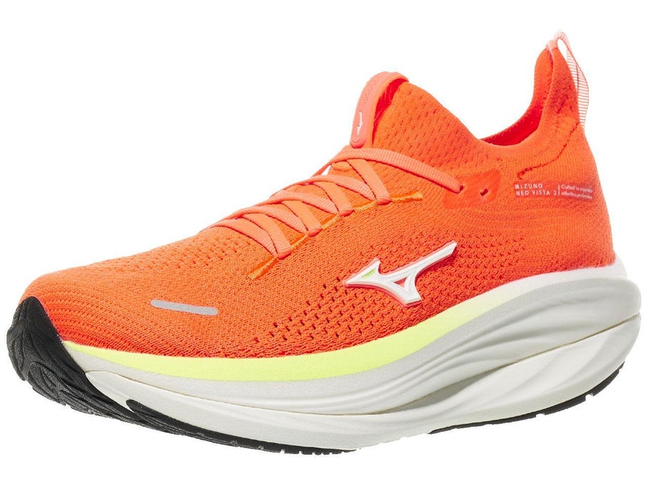 Angled lateral view of a Men's Neo Vista 3 in Lava Orange/White