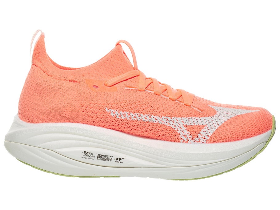 Medial view of a women's Neo Vista 3 in Flamingo Coral/White