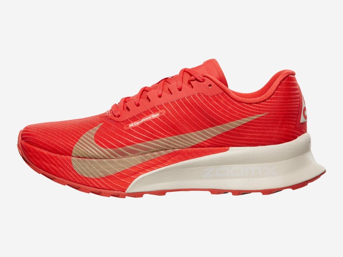 Nike ACG Ultrafly 2