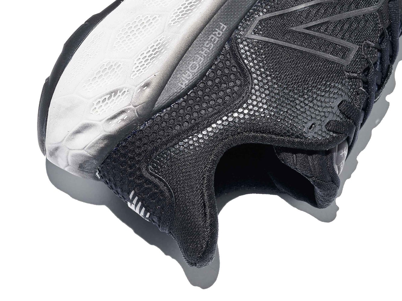 new balance fresh foam crush trainer