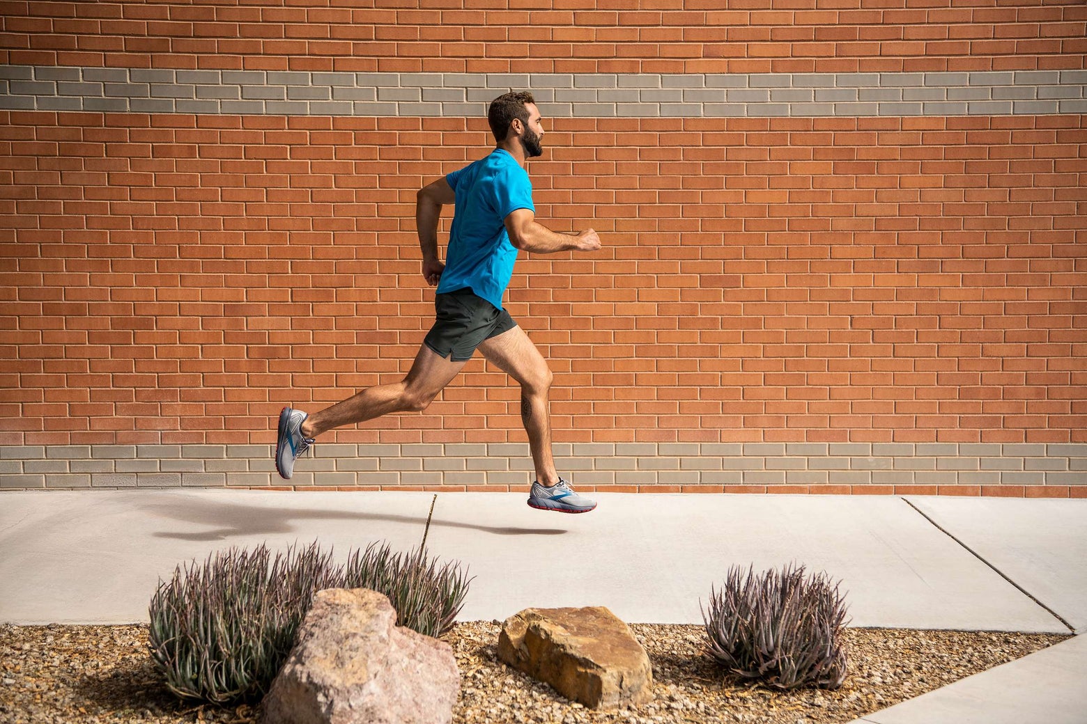 what is considered short distance running warehouse