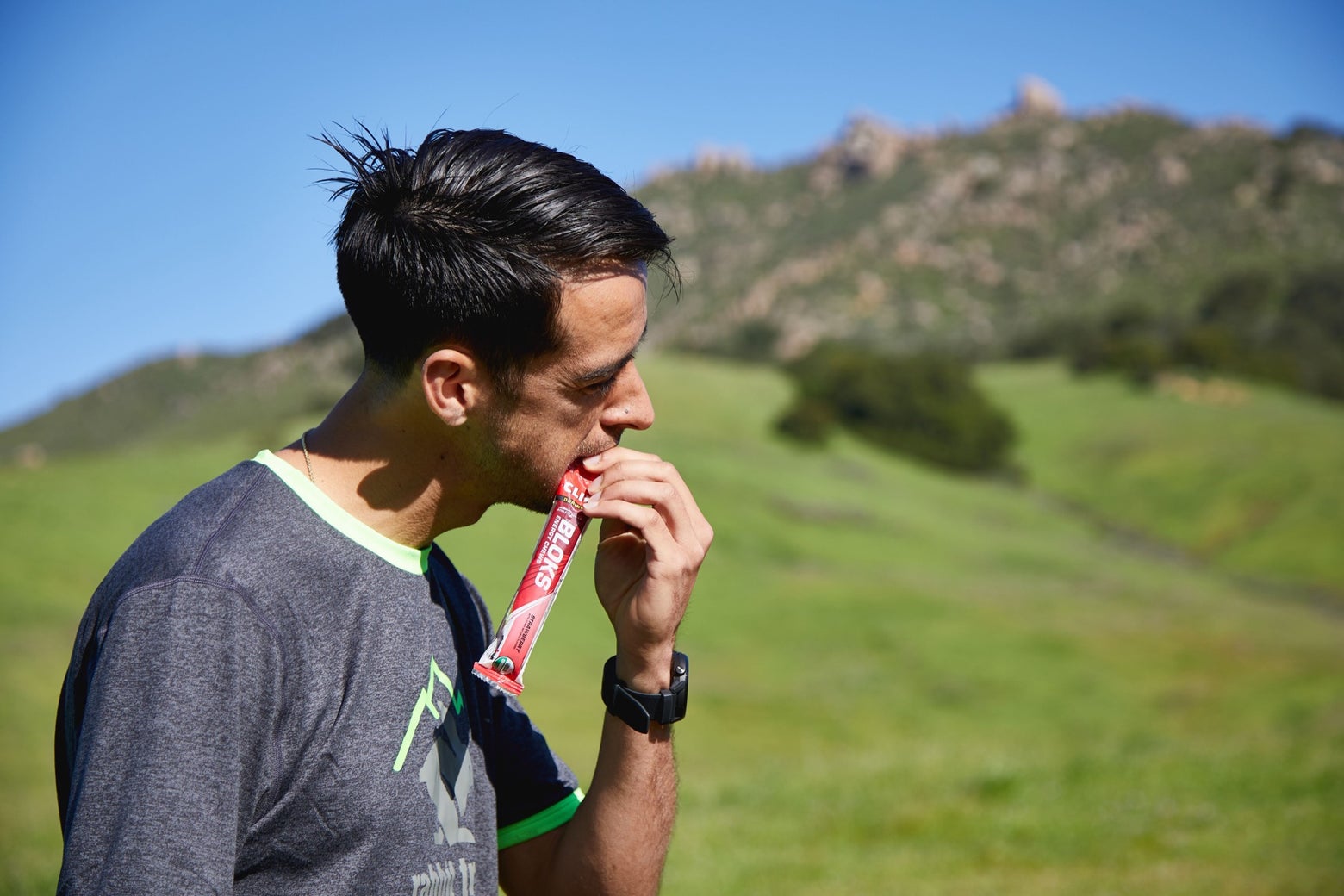 The Best Running Nutrition Gels, Bars, Chew, and Drinks