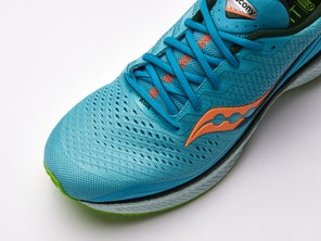 Saucony running shoe review lateral view toe box