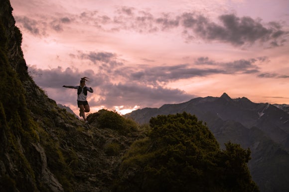 Salomon: Tips for Running Uphill and Downhill