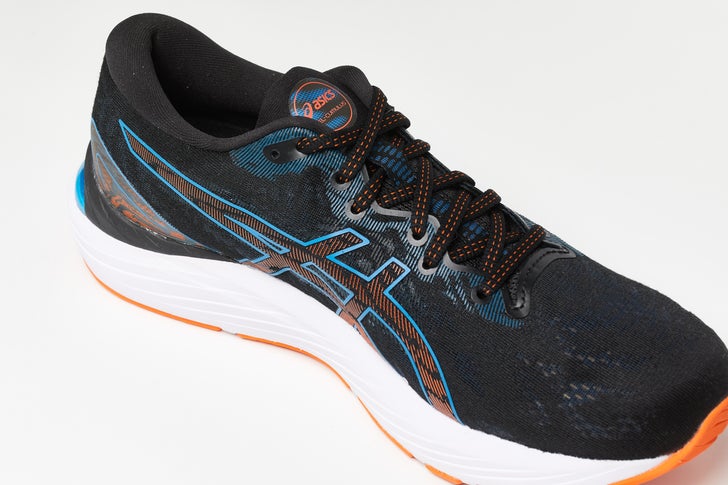 ASICS Cumulus Review shoe medial view full length