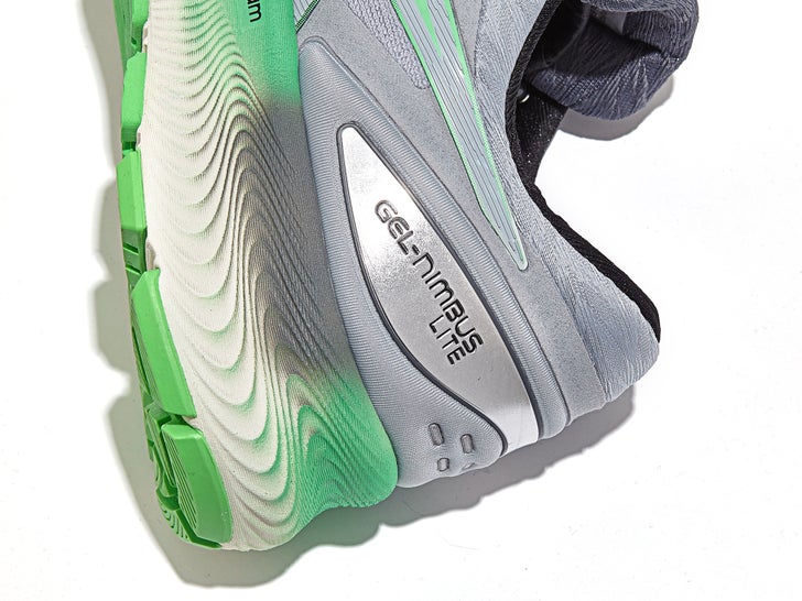 ASICS Nimbus Lite- heel view