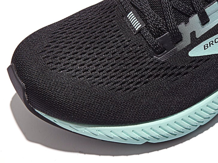 Brooks Launch 8 Shoe Review toe box
