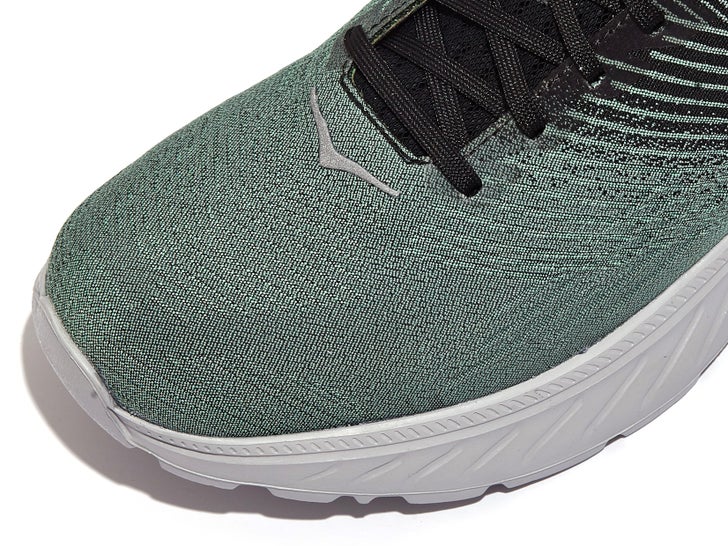 HOKA ONE ONE Mach 3-toebox view