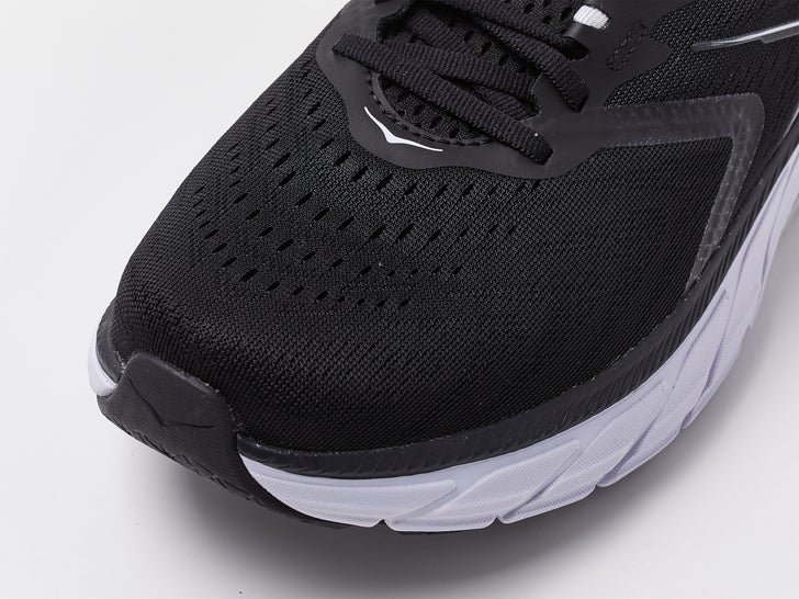 HOKA ONE ONE Arahi 5 Review Toe Box