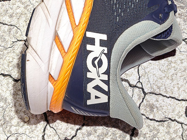 HOKA ONE ONE Clifton 7 Review