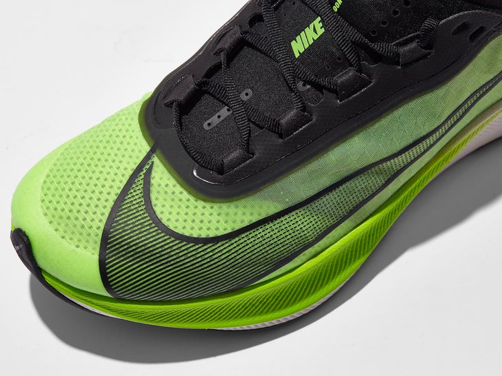 Dar derechos postura reparar Nike Zoom Fly 3 Review