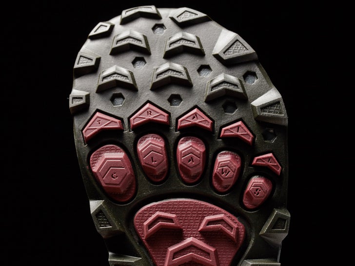 Altra Lone Peak 4.5 outsole