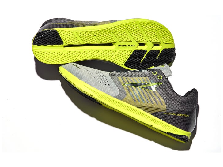 A pair of Altra Vanish-R shoes